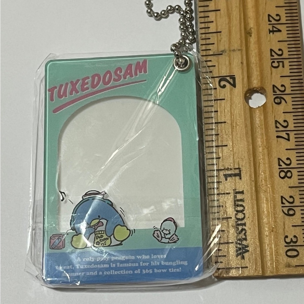 Sanrio Gashapon Tuxedo Sam 2022 Retro Frame Keychain - Picture 6 of 7